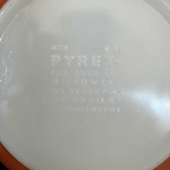 SOLD—Pyrex Autumn Harvest set of 3 nesting bowls 401 402 403 - Picture 9 of 11